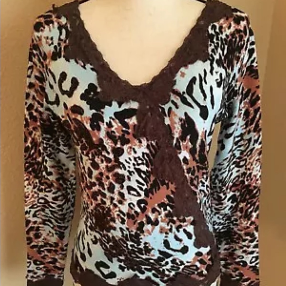 Animal print Cache top M